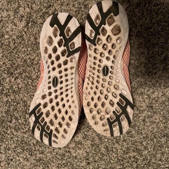 aleader water shoes - Picture 3 of 4